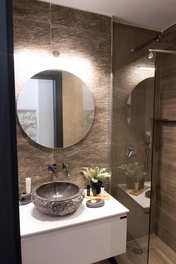 Venus Luxury Apartment 에르무폴리 외부 사진
