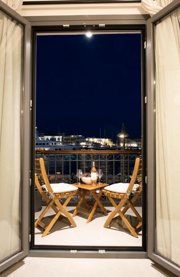 Venus Luxury Apartment 에르무폴리 외부 사진